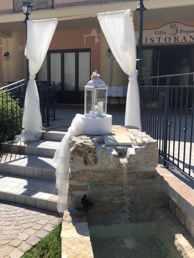 Hotel Ristorante Villa Pegaso San Pietro Infine Exterior foto